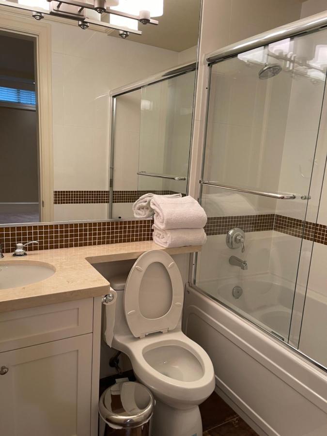 Campus Haven Apartment Vancouver Bagian luar foto